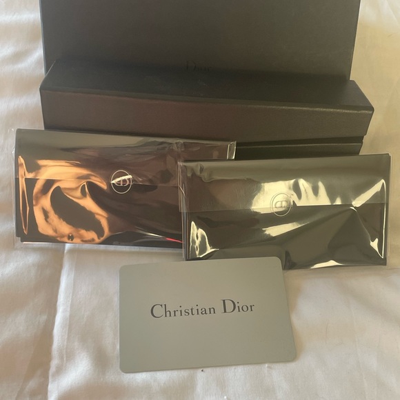 Dior sunglasses, gold with blue gray tint - Picture 2 of 9